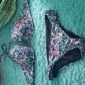 Victoria's Secret bikini